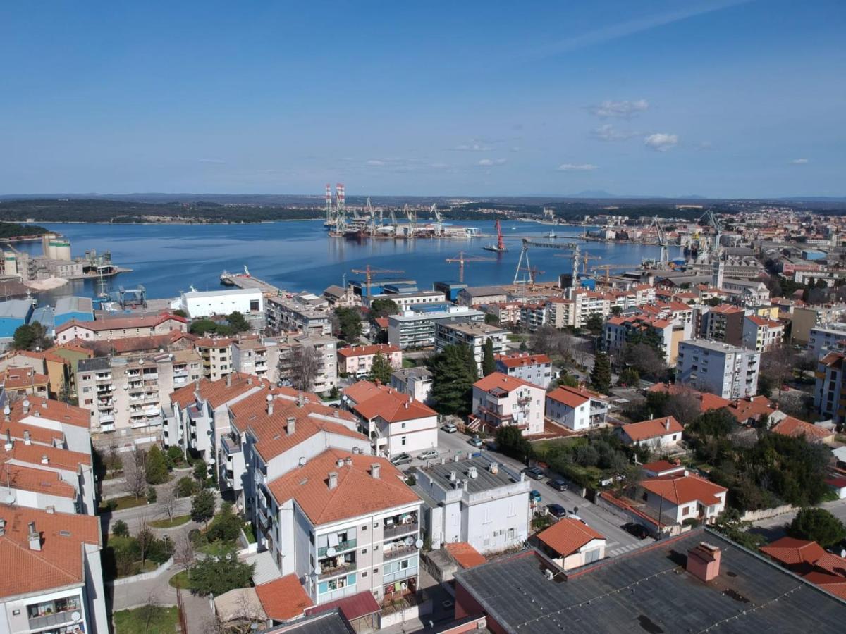 Apartment Lungomare Пула Стая снимка